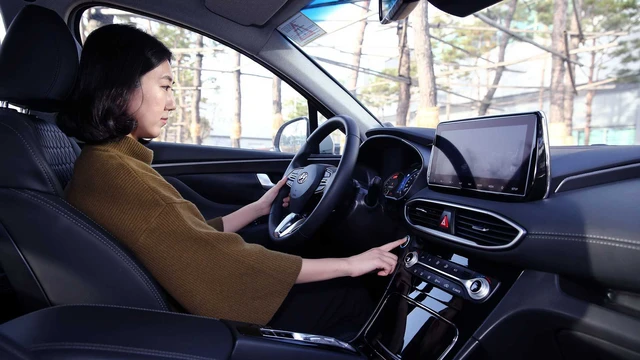 Hyundai lại cân nhắc ý tưởng dị: Lấy... mắt khách hàng mở cửa thay chìa khóa cơ - Ảnh 2. Hyundai lại cân nhắc ý tưởng dị: Lấy... mắt khách hàng mở cửa thay chìa khóa cơ - Ảnh 2.