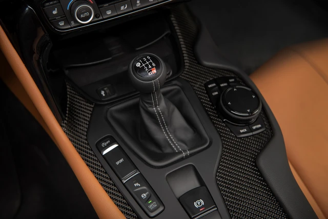 Toyota GR Supra chính thức giống đàn em Vios vì... có bản số sàn - Ảnh 11. Toyota GR Supra chính thức giống đàn em Vios vì... có bản số sàn - Ảnh 11.