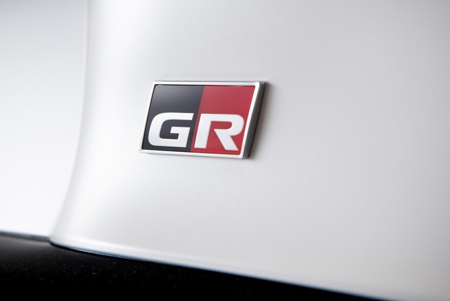 Toyota GR Supra chính thức giống đàn em Vios vì... có bản số sàn - Ảnh 8. Toyota GR Supra chính thức giống đàn em Vios vì... có bản số sàn - Ảnh 8.