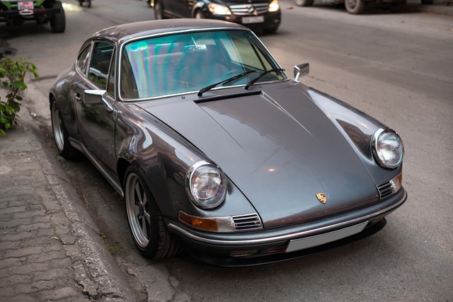 Porsche 911 đời 964 độ hoài cổ đầu tiên Việt Nam - Thú độ lạ lẫm với người chơi trong nước - Ảnh 7.