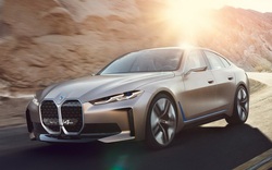 Ra mắt BMW i4 Concept: Đâu cũng đẹp… trừ mỗi mặt!
